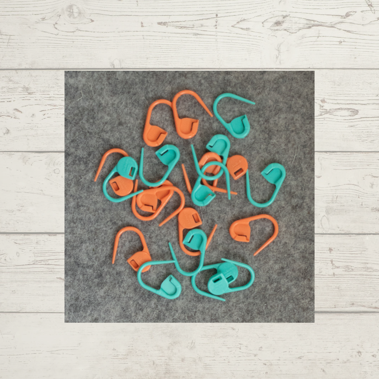 Clover Locking Stitch Markers