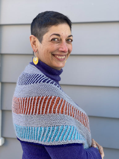 Briochealicious shawl, side view