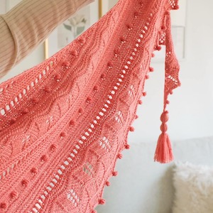 Ksenia Naidyon's Rubia Shawl