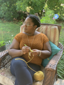 Tian Connaughton knitter and crocheter